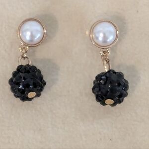 Talbot's NWOT black, pearl and gold earrings